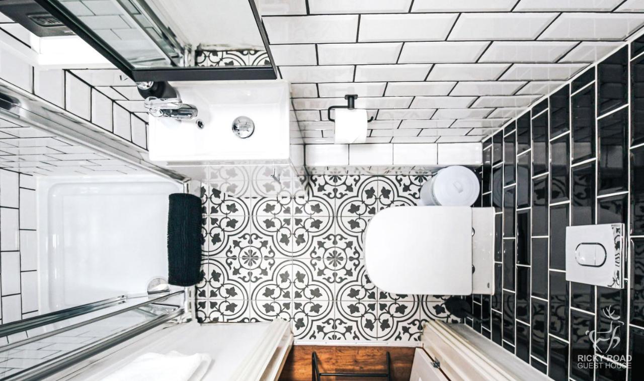 Ricky Road Guest House - Premium Γουάτφορντ Εξωτερικό φωτογραφία
