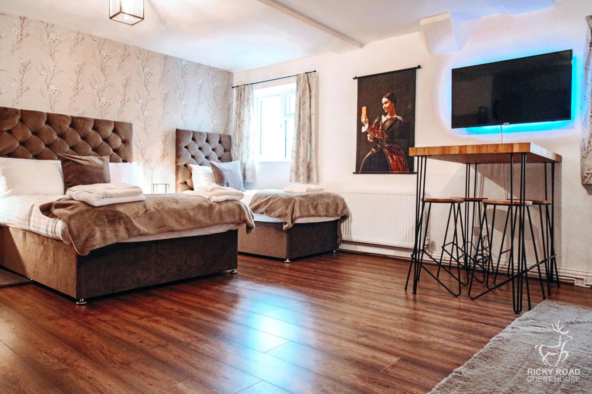 Ricky Road Guest House - Premium Γουάτφορντ Εξωτερικό φωτογραφία