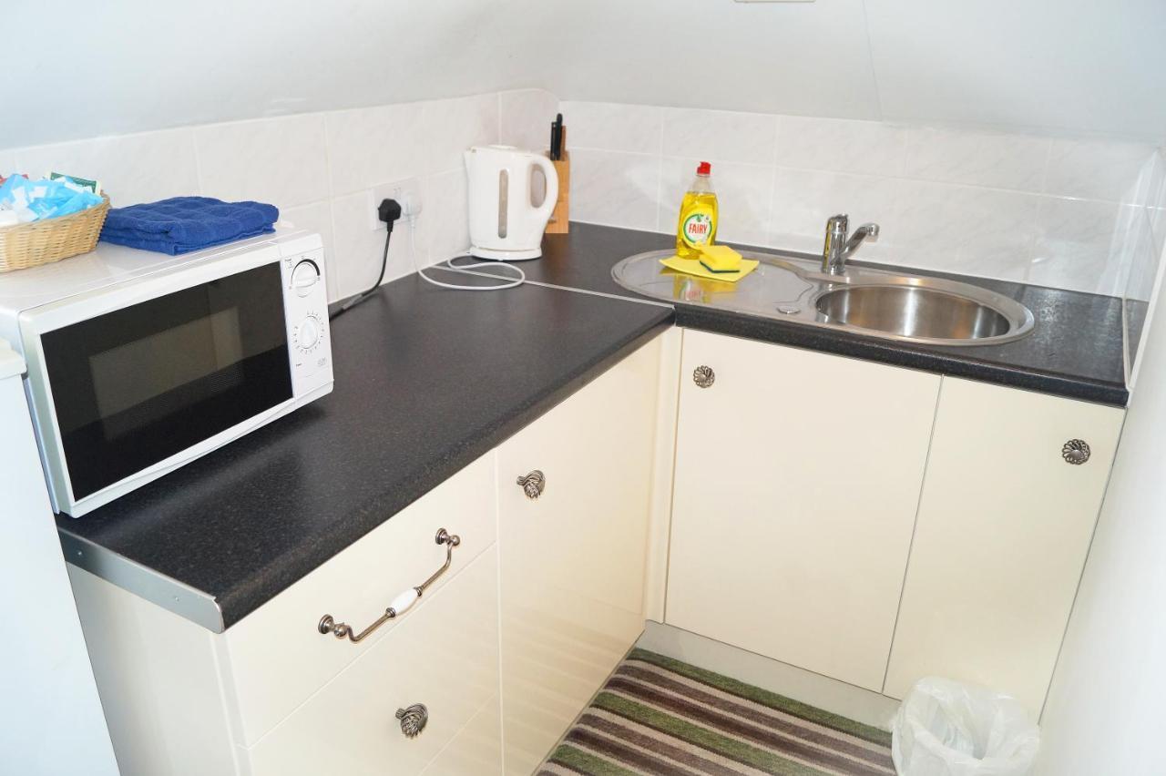 Ricky Road Guest House - Premium Γουάτφορντ Εξωτερικό φωτογραφία